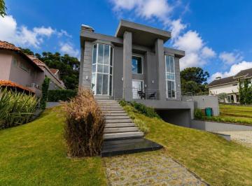 Casa · 550m² · 4 Quartos · 4 Vagas · Casa 4 Dormitórios com piscina aquecida - 550m² -