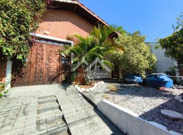 Casa · 500m² · 6 Quartos · 4 Vagas · 
                                Casa em Peruíbe
                            