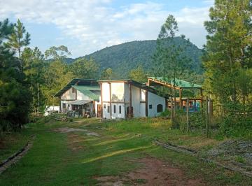 Casa de 4 quartos, Caraguatatuba · Oportunidade! Casa a rustica a venda - Praia do Capricórnio - Caraguatatuba- SP 