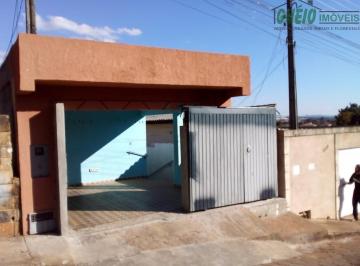 Foto 02 · Casa, Ginásio, Itararé, SP