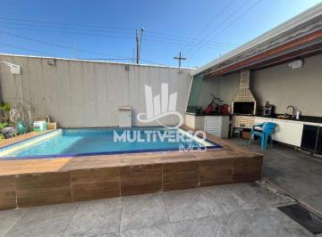 Casa · 125m² · 3 Quartos · 2 Vagas · Sobrado, 3 dormitórios, Ocian em Praia Grande