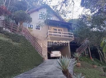 cd92b69965a8e9a05394a1ea23dd94b4a5300272 · Casa com 3 dormitórios à venda, 132 m² por R$ 820.000,00 - Itaipu - Niterói/RJ