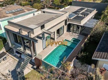 05aca5e1994962ceb48afc38d114d1b4f1a8419b · Casa com 5 suítes à venda, 500 m² -Mirante Do Vale-Jacareí/SP