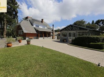 Casa · 212m² · 3 Quartos · Casa em Condomínio em Canela