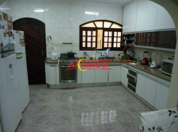 Casa · 125m² · 3 Quartos · 2 Vagas · Lindo Sobrado Picanço!!