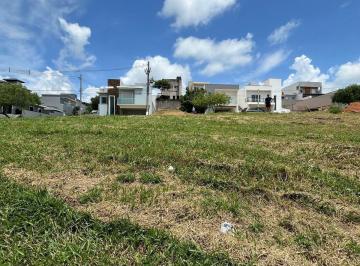 Foto 01 · TERRENO COM 250m² A VENDA NO CONDOMÍNIO RESIDENCIAL PHYTUS - R$ 215.000,00