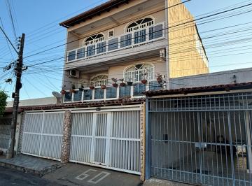 Casa de 4 quartos, Candangolândia · QR 3 casa 3 pavimentos nascente