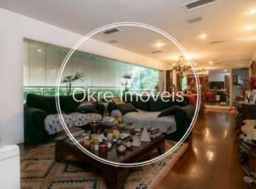 Apartamento · 167m² · 3 Quartos · 2 Vagas · Amplo Apartamento de 3 Quartos (1 Suíte) 1 por Andar 2 Vagas Praça Eugênio Jardi