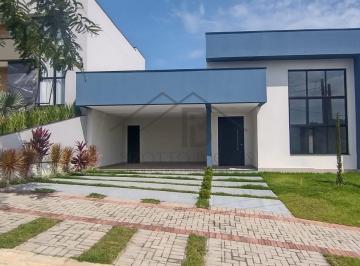 Foto 01 · Casa a venda no Condomínio LAGUNA - Indaiatuba, 300m de terreno e 3 suítes - Com piscina e armários