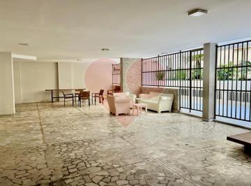 Apartamento de 4 quartos, Rio de Janeiro ·  Apto - 4 Quartos, 1 suíte - Leblon - Rio de Janeiro