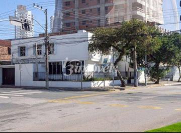 Comercial · 6 Quartos · 2 Vagas · Aluguel Anual Casa Sobrado Comercial 256 m2 Centro Itajaí