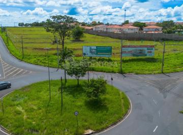 Comercial · 2921m² · Terreno / Área  À venda com 2.921,96 m² no Giardino