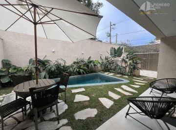 Casa · 278m² · 5 Quartos · 2 Vagas · Casa para férias em Juquehy, conforto e lazer à beira-mar!