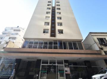 3437612660.jpg · Loja Comercial para Locação com Mezanino e Lavabo - Centro de Florianópolis/SC