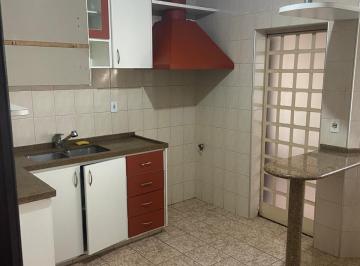 Casa de 2 quartos, Botucatu · Casa 5 min da Praça Brasil Japão