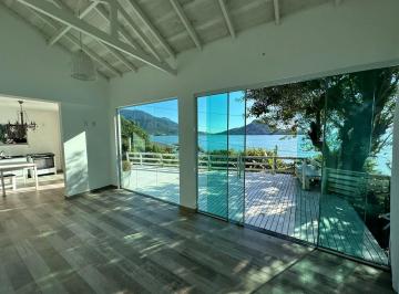 Casa · 90m² · 3 Quartos · 1 Vaga · Casa de Frente Para o Mar - Praia da Enseada de Brito em Palhoça/SC
