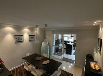 Casa de 3 quartos, Curitiba · Casa com 4 suítes, 241m² úteis em condomínio com 241m²úteis no Jardim Social