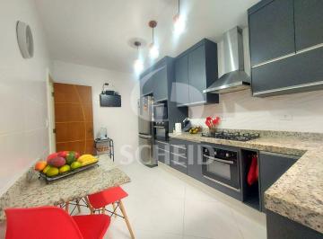 Casa · 230m² · 3 Quartos · 2 Vagas · Casa à venda com 3 quartos no Jardim Aeroporto em São Paulo !
