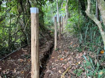 Costeira plana plana 80 de frente mar água luz net cercada escritura IPTU , exce · Ilhabela Borrifos Linda costeira 26 mil m2 1.5