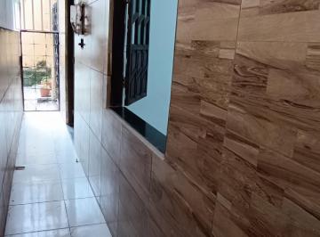 Casa de 2 quartos, Salvador · Excelente casal de 2/4 em Itapuã 