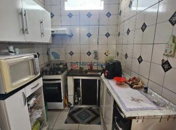 Apartamento · 122m² · 1 Quarto · Ponto de comércio no térreo com kitnet no segundo andar e terraço no bairro Caladinho de baixo R Bel