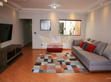 Casa · 258m² · 3 Quartos · 7 Vagas · Sobrado com 3 Quartos para comprar, 258m² - Jardim Las Vegas, Santo André/SP.