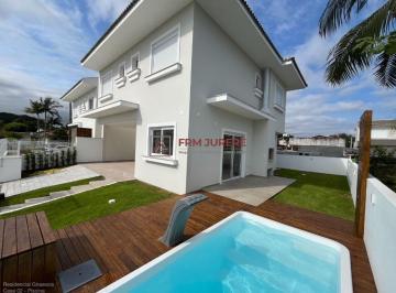 Casa · 214m² · 3 Quartos · Casa à venda - em Daniela