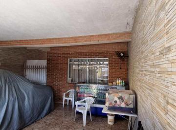 Casa · 181m² · 4 Quartos · 2 Vagas · Sobrado com 4 dorms, Agenor de Campos, Mongaguá - R$ 650 mil, Cod: 355471