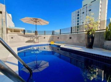 ca289ee9a233c9b38cc5e0c404b4d08d0f4d3d94 · Cobertura beira-mar com vista — Pitangueiras — Guarujá