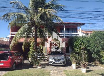 d115753ade8fa2445766921983d9aa02e63c0e47 · Casa com 4 dormitórios à venda, 296 m² por R$ 580.000,00 - Centro - Maricá/RJ
