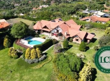 Foto 01 · Casa à venda em Ibiúna com vista privilegiada para a represa