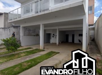 Casa de 5 quartos, Campina Grande · ALUGO CASA COM TRÊS QUARTOS NO ALTO BRANCO
