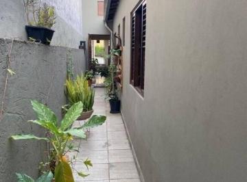 Casa · 118m² · 2 Quartos · Casa à venda - no Jardim Karolyne