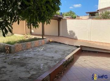 Casa · 300m² · 3 Quartos · Casa à venda - no Jardim Gonçalves