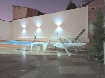 Casa · 200m² · 3 Quartos · Casa à venda - no Jardim Gonçalves