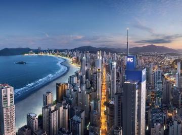 Apartamento · 359m² · 4 Quartos · Apartamento à venda - no Centro