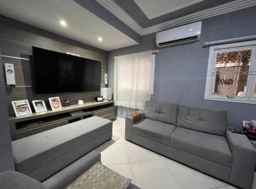 Casa · 250m² · 3 Quartos · Casa à venda - no Jardim Betânia