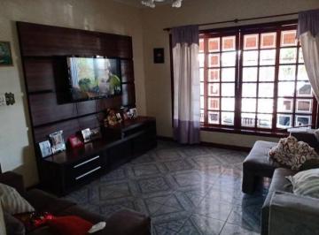 Casa · 250m² · 4 Quartos · Casa à venda - no Jardim Jatobá