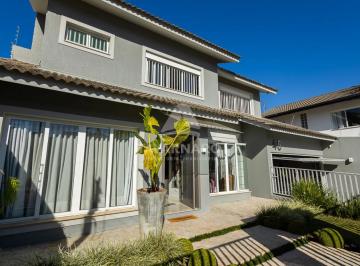 Casa · 462m² · 3 Quartos · 2 Vagas · Casa Padrão em Ponta Grossa