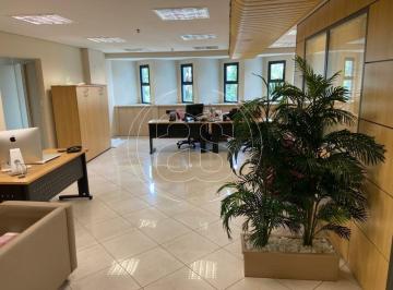 Comercial · 180m² · 4 Vagas · Conjunto comercial à venda e aluguel no Campo Belo com 180m², 5 salas, 4 banheiros e 4 vagas