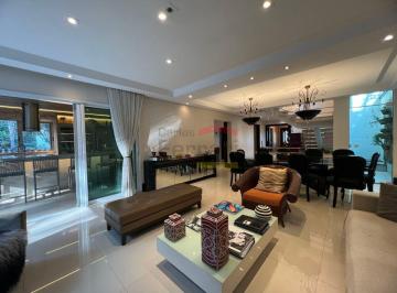 Casa · 433m² · 4 Quartos · 10 Vagas · Casa de alto padrão à venda no Condomínio Gafisa. Porteira fechada!! Luxo, conforto e segurança!!