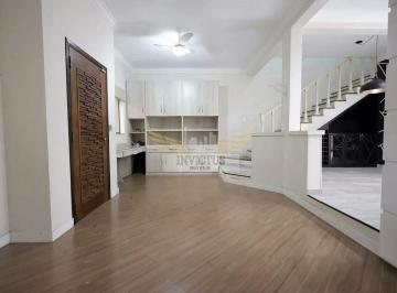 Casa · 254m² · 3 Quartos · 3 Vagas · Sobrado com 3 Quartos para Comprar, 254m² - Jardim Santo Antônio, Santo André/SP.