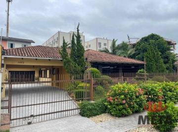 34b6dc580187e5cddaeeb9a33d3faf2083418959 · Casa com 4 dormitórios à venda, 300 m² por R$ 1.680.000,01 - Santo Antônio - Joinville/SC