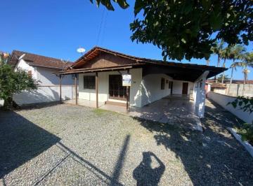 Foto 01 · Casa à venda em São Francisco do Sul-SC, bairro Ubatuba: 4 quartos, 1 sala, 2 banheiros, 99m² de áre