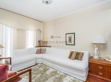 Apartamento · 155m² · 4 Quartos · 2 Vagas · Apartamento quatro quartos em andar alto no Batel