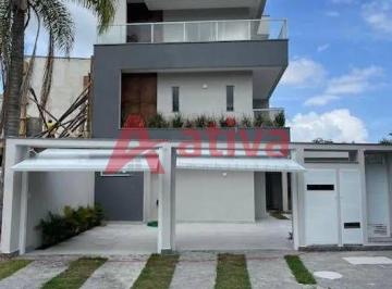 Casa · 212m² · 4 Quartos · 2 Vagas · Casa com 4 suítes a venda em Vargem Pequena