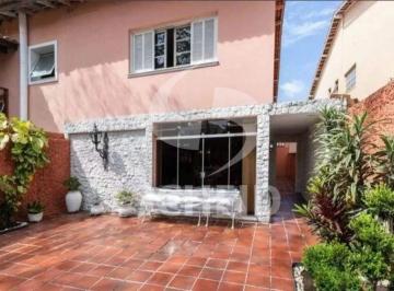 Casa · 199m² · 3 Quartos · 4 Vagas · Casa à venda em Moema - 3 quartos- 4 vagas !