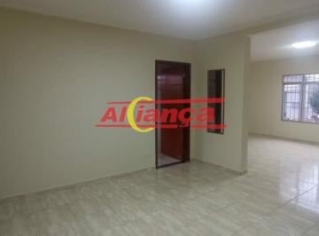 Casa · 250m² · 3 Quartos · 2 Vagas · Casa com 250m² + Edícula para alugar, 3 quartos, 1 suíte, 2 vagas, Cidade Maia, Guarulhos - R$4300