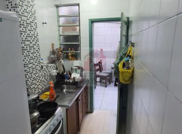 Apartamento · 68m² · 2 Quartos · Apartamento térreo à venda no Menino Deus