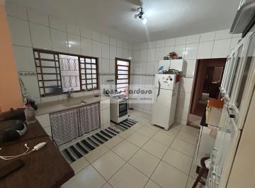 Foto 01 · Casa à Venda no Loteamento Alvorada em Mogi das Cruzes, com  2 Quartos, 1 Sala, 1 Banheiro, 2 Vagas 